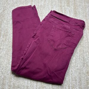 Maurices‎ Womens Straight Leg Jeans 24 Short Burgundy Plum Cotton Blend